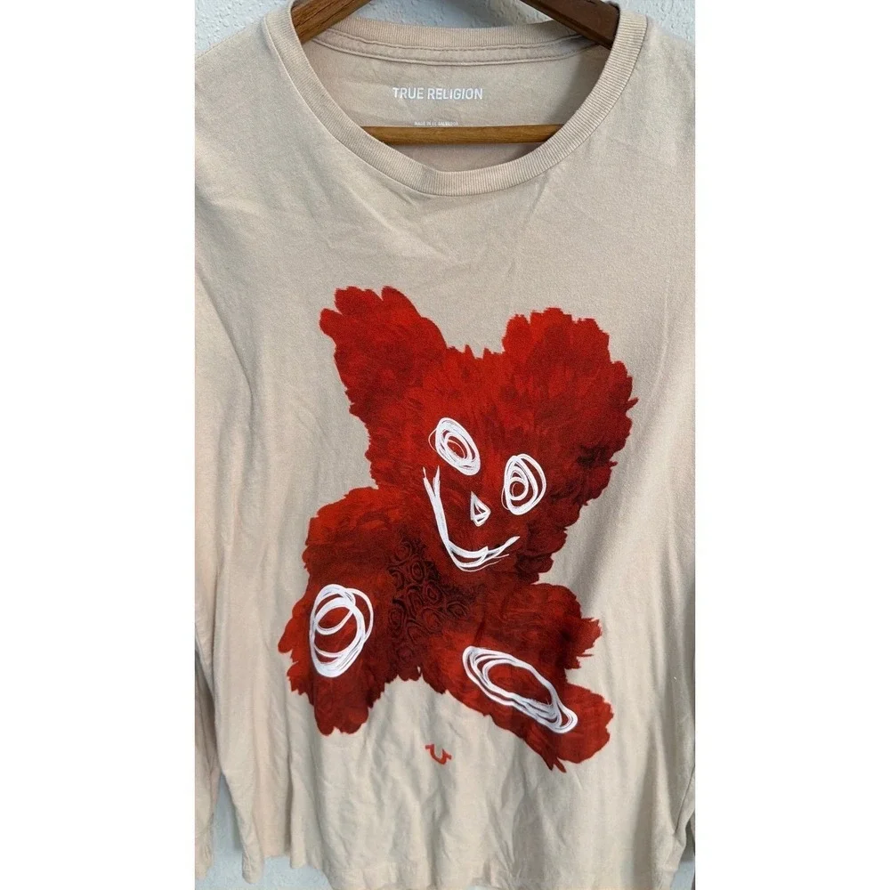 Festival Streetwear True Religion Rosecrans L/S Sm Graphic T-Shirt Tan Red Bear